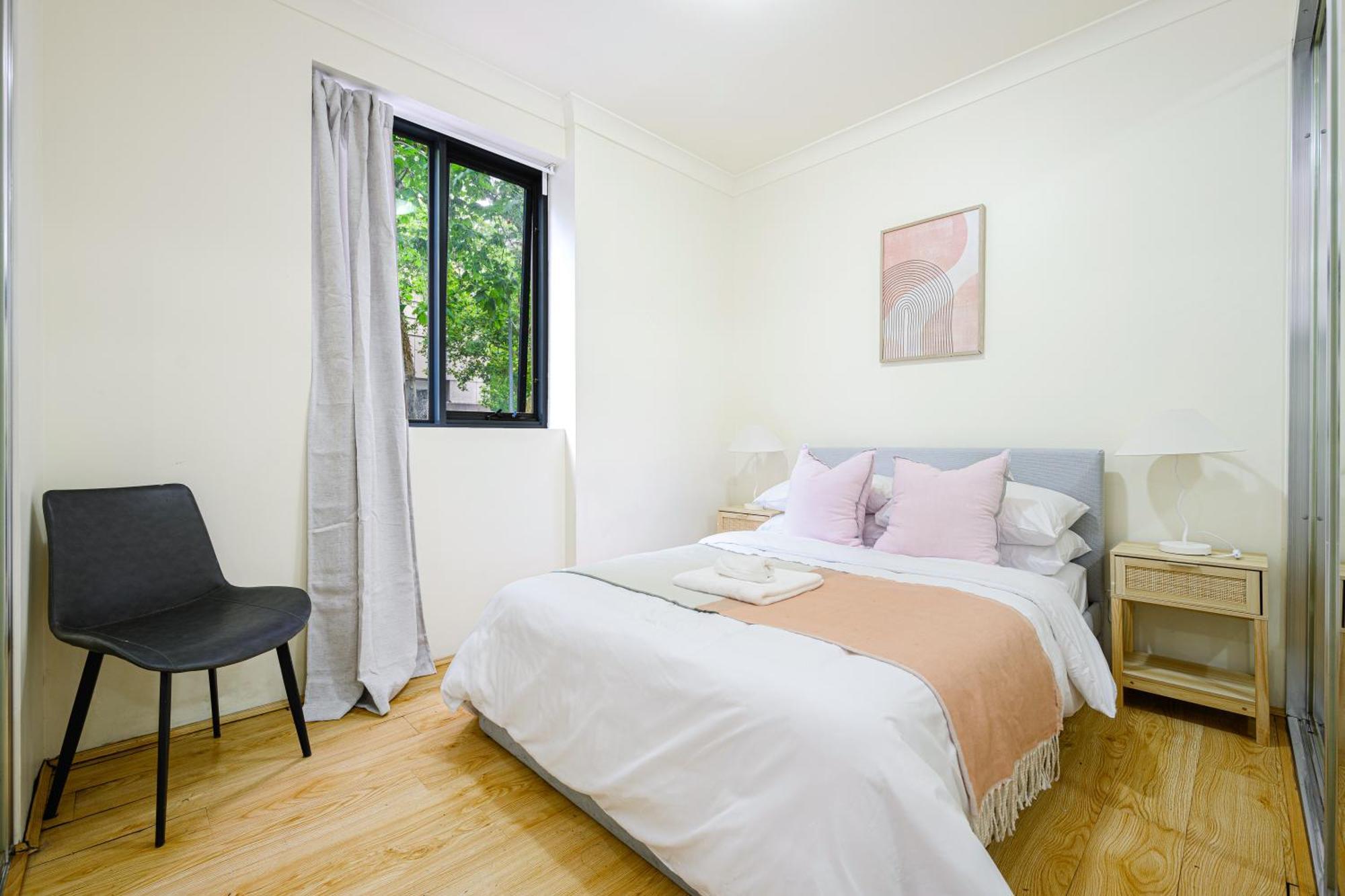 Cbd 3br For 8 Guests Near Train & Shopping Apartment Sydney