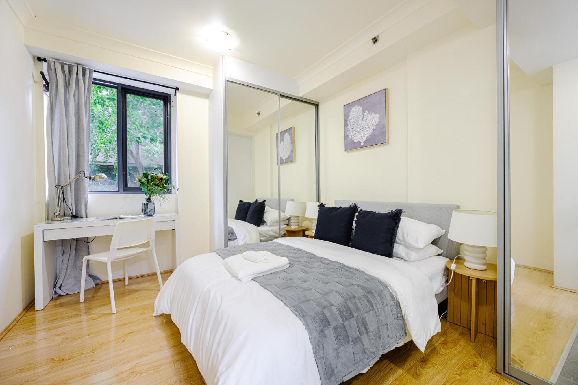 Cbd 3br For 8 Guests Near Train & Shopping